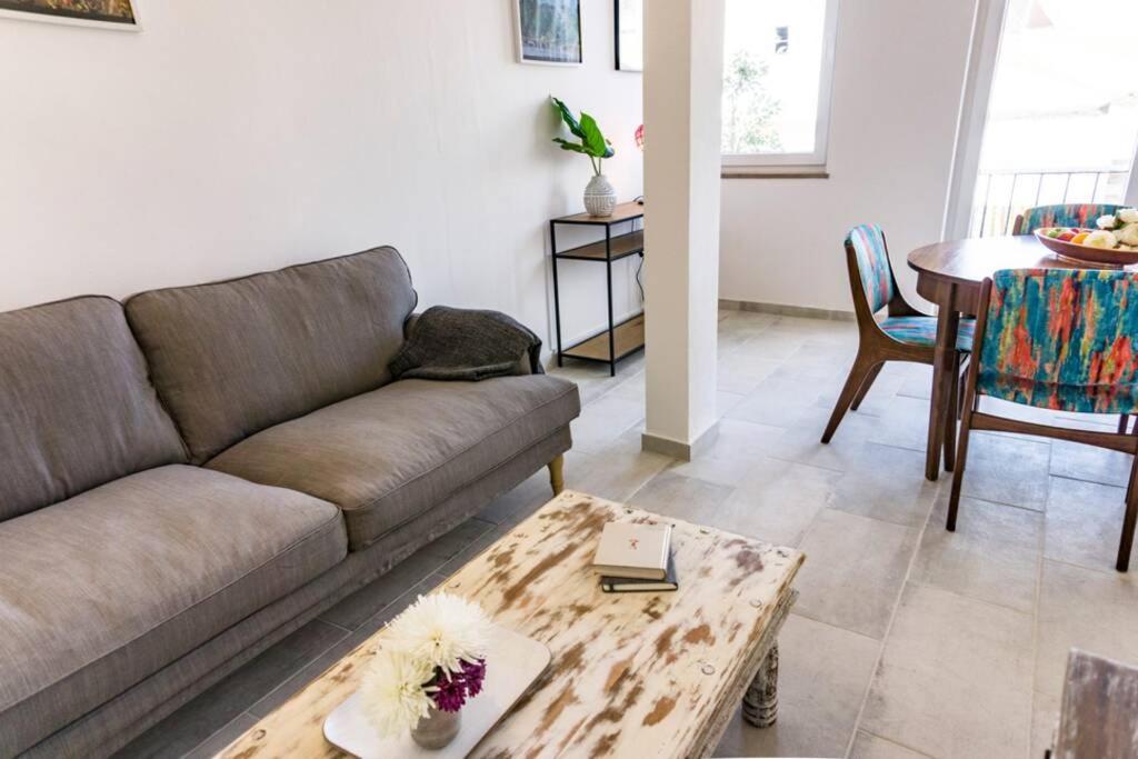 Lalitana Center Apartment Lagos Esterno foto