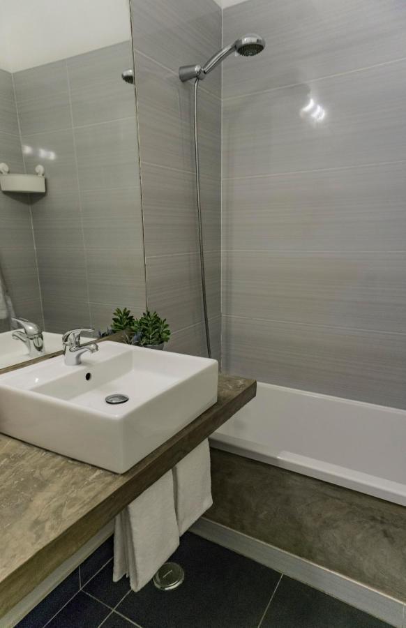 Lalitana Center Apartment Lagos Esterno foto